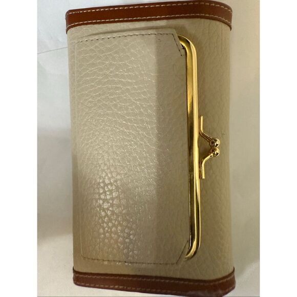 Michael Stevens Women's Leather Triple Frame Checkbook Wallet Clutch Cream NWOT - Picture 6 of 10